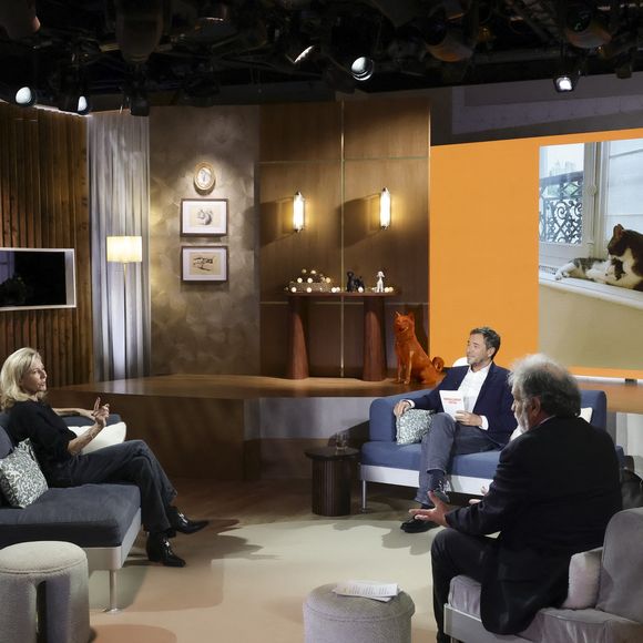 Exclusif - Claire Chazal, sur plateau de la nouvelle émission "Animalement Vôtre" présentée par Bernard Montiel et diffusée le 7 décembre sur France 3, à Paris, France, le 7 octobre 2025. © Jack Tribeca/Bestimage