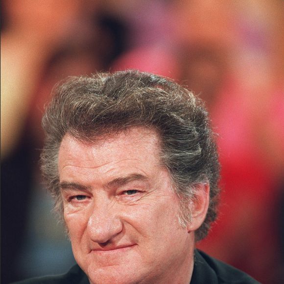 Eddy Mitchell lors de l'enregistrement de l'émission de Michel Drucker "Vivement Dimanche". © Jean-Jacques Datchary/ABACA. 25391-8. Paris (France), 25 avril 2001.