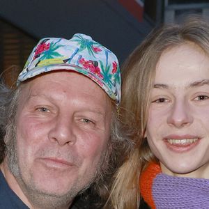 Philippe Katerine et son fils Billy au défilé Walter Van Beirendonck "Collection Homme Prêt-à-Porter Automne/Hiver 2026-2027" lors de la Fashion Week de Paris (PFW) le 21 janvier 2026.

© Christophe Aubert / Bestimage