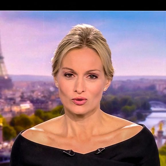 Audrey Crespo-Mara a fait son retour ce soir (25/07/2025) au JT de 20h de TF1 une semaine après les obsèques de son mari Thierry Ardisson.
© Capture TV via Bestimage