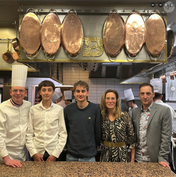 Paul Seixas, ses parents et son frère Nino chez Paul Bocuse, à Lyon en mars dernier.