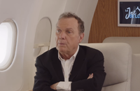 Julien Lepers s'est confié en toute transparence face à Jordan de Luxe.