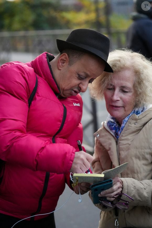 Exclusif - Booder - Arrivée des invités à l'enregistrement de "Vivement Dimanche" aux Studios Rive Gauche le 5 novembre 2025.
Cette émission sera diffusée sur France 3 le 30 novembre 2025.

© Anne-Sophie Guebey / Bestimage