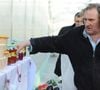 A Saransk, Gérard Depardieu aimait rencontrer les commerçants de son quartier.
Gerard Depardieu rencontre les commerçants de son quartier a Saransk le 23 fevrier 2013.
ITAR TASS / BESTIMAGE