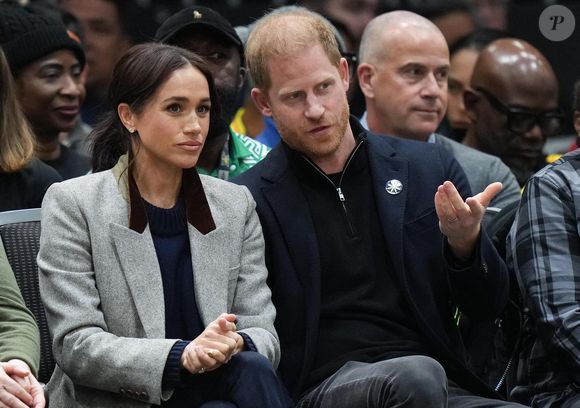 Le prince Harry et son épouse Meghan, le duc et la duchesse de Sussex, assistent à un match de basket-ball en fauteuil roulant entre les États-Unis et le Nigeria lors des Jeux Invictus 2025, à Vancouver, le dimanche 9 février 2025. Photo par Darryl Dyck/Canadian Press/ABACAPRESS.COM