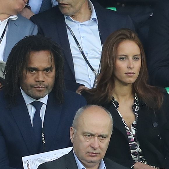 Christian Karembeu et sa compagne Jackie Chamoun au match Angleterre-Slovaquie à Saint-Étienne le 20 juin 2016.

© Cyril Moreau / Bestimage