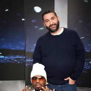 Josman, Mouloud Achour, sur le plateau de l'émision Clique (Midi) présenté par M.Achour, et diffusée sur Canal+ le 17 novembre 2025, à Paris, France, le 12 novembre 2025. © Jack Tribeca/Bestimage