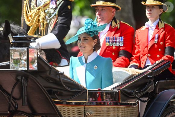 Catherine (Kate) Middleton, princesse de Galles - Les membres de la famille royale britannique arrivent à Buckingham Palace pour la cérémonie Trooping the Colour à Londres, le 14 juin 2025. Affecté par le crash du Boeing 787 Dreamliner à Ahmedabad du 12 juin, le souverain et les officiels porteront un brassard noir en hommage aux plus de 270 victimes. Bon nombre d'elles étaient des ressortissants britanniques.