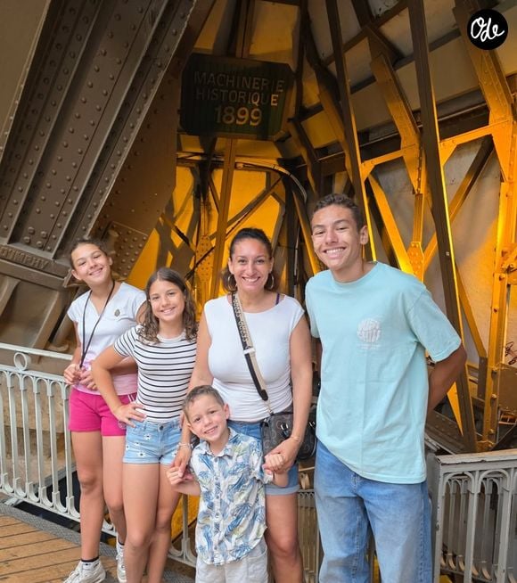 "Être réveillés en pleine nuit pour une évacuation immédiate, psychologiquement je m'y étais préparée", a confié Aurélie Vantorre.

Extrait du compte Instagram de la famille Vantorre.

© Instagram / famille_vantorre