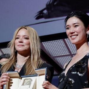 Ryūsuke Hamaguchi, Virginie Efira - Cérémonie de clôture du 79ème Festival International du Film de Cannes, le 23 mai 2026. © Borde-Jacovides-Moreau / Bestimage