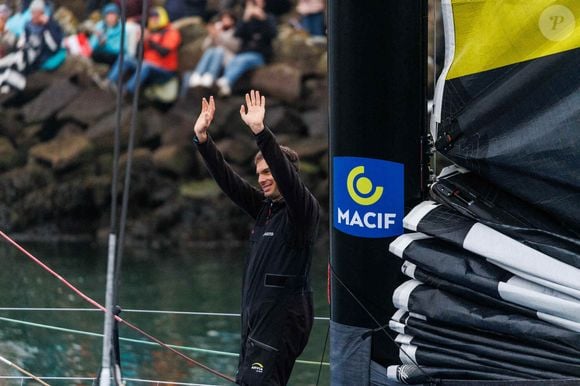 10ème édition du Vendée Globe aux Sables d'Olonne - Charlie Dalin pendant le Vendée Globe 2024, le 10 novembre 2024 aux Les Sables-d'Olonne, France