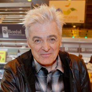 Daniel Lavoie à la 35ème salon du livre au parc des Expositions à la Porte de Versailles à Paris, le 20 mars 2015. Photo par Bestimage