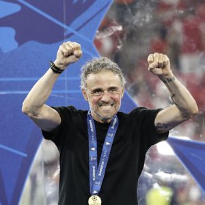 Luis Enrique - Le PSG remporte la Ligue Des Champions 2026, pour la seconde fois d'affilée face à Arsenal au stade Ferenc-Puskas à Budapest le 30 mai 2026. © Cyril Moreau/Bestimage