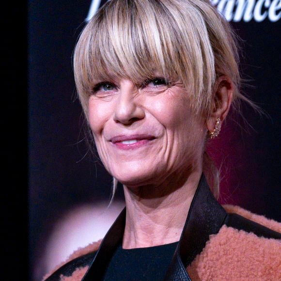 Des confidences sans filtre !

Marina Foïs assiste à la cérémonie du Prix Lumière 2025 remis à Michael Mann lors du Festival Lumière 2025 à Lyon le 17/10/2025. © Sandrine Thesillat/PsNewZ/Bestimage