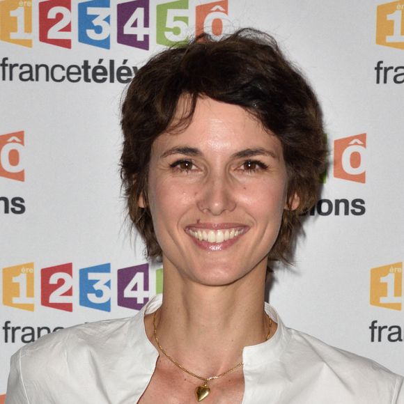 Églantine Éméyé assistant à la conférence de presse France Televisions 2017/2018 à Paris, France, le 05 juillet 2017. Photo par Alban Wyters/Abaca