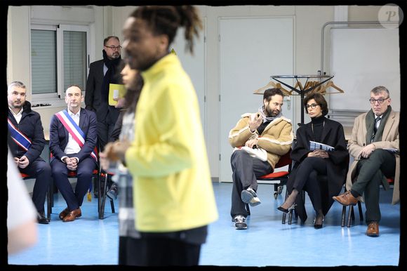 "Quand je dirigeais le ballet de l’Opéra de Paris, j’étais frappé par le fait qu’une telle organisation, avec un tel prestige et un tel rayonnement, ait un public restreint et une troupe non représentative de la société française, confiait-il à Classykeo.com. (…) Avec le Paris Dance Project, je veux irriguer la société." Ce projet artistique, Rachida Dati le soutient depuis le début : la ministre a en effet débloqué 75.000 euros, pour l'accompagner.

Exclusif - Rachida Dati, ministre de la Culture, en déplacement au lycée professionnel Théodore Monod, à Noisy le Sec, le 20 janvier 2025, aux côtés de Benjamin Millepied. © Alain Guizard / Bestimage