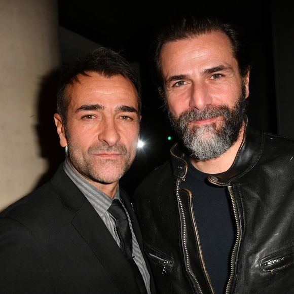 Mikaël et Grégory Fitoussi sont frères 

Mikaël Fitoussi et son frère Grégory Fitoussi lors de l'avant-première du film "Jours sauvages" au cinéma Max Linder à Paris. © Veeren / Bestimage