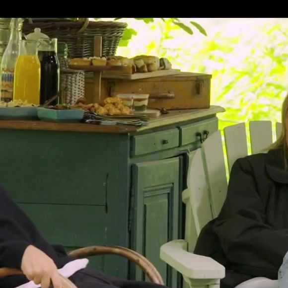 Agathe Lecaron et Samuel Bambi dans "Un dimanche à la campagne" ce 13 septembre 2026 sur France 2.

Capture d'écran France 2