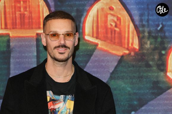 L'artiste possède lui-même des origines polonaises par sa famille paternelle et son grand-père a travaillé dans une mine lorraine.

Matt Pokora à l'avant-première de la série "Loups-garous" au Grand Rex à Paris, le 2 octobre 2024.

© Coadic Guirec / Bestimage