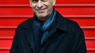 350 millions de dollars ! Le milliardaire Rodolphe Saadé, patron du groupe RMC BFM, poursuit son ascension en signant un contrat historique