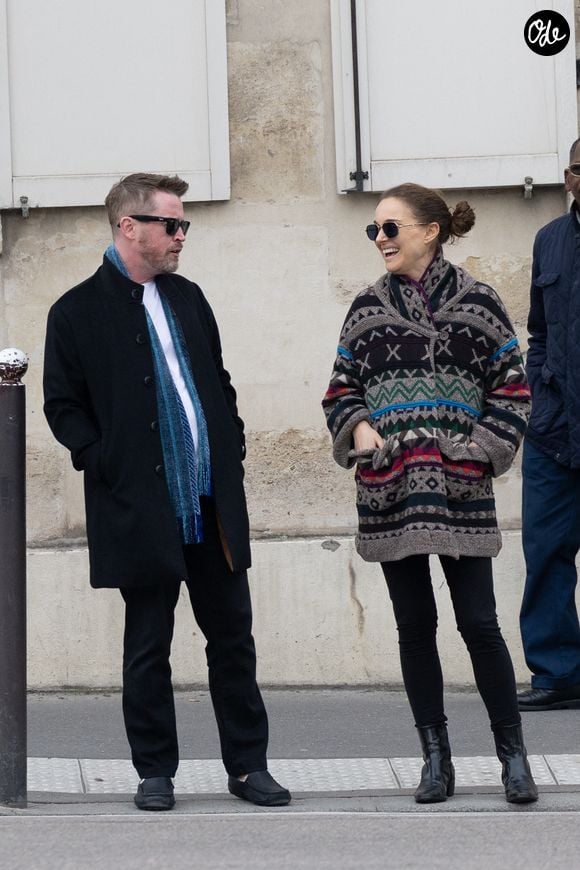 Réalisé par Mimi Cave, le thriller psychologique "Pumping Black" plonge au cœur de l'univers du cyclisme professionnel.   

Exclusif - Macaulay Culkin et Natalie Portman sont allés déjeuner à Paris lors de la Fashion Week de Paris, le 6 mars 2026. 

© Bestimage