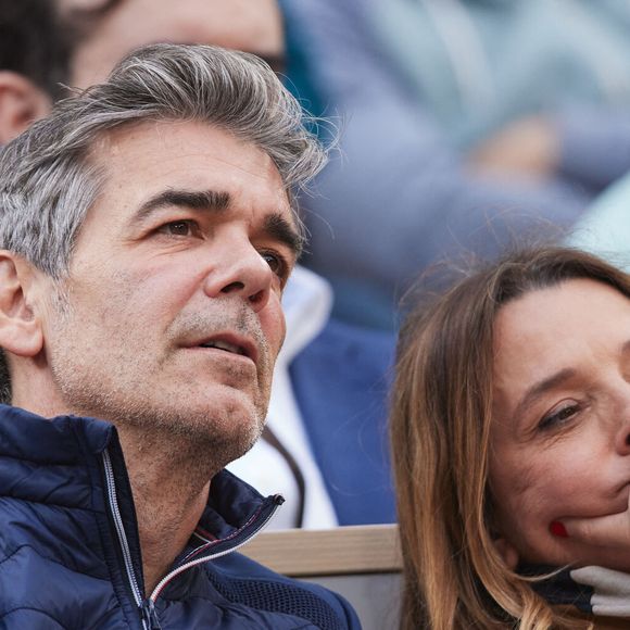 "C'est de ne pas avoir rencontré ma femme avant"

Xavier de Moulins et sa femme Anaïs Bouton - Célébrités dans les tribunes des Internationaux de France de tennis de Roland Garros 2024 à Paris le 26 mai 2024. © Moreau-Jacovides/Bestimage
