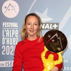 Audrey Lamy sur le tapis rouge lors du 29ème Festival International du Film de Comédie de l'Alpe d'Huez le 22 Janvier 2026.

© Dominique Jacovides/Bestimage