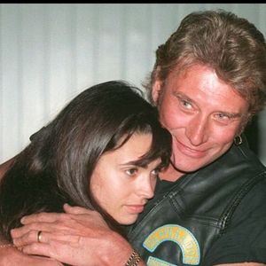 Johnny Hallyday et Adeline Blondieau à Carpentras, le 5 juin 1994. Crédit photo : Bestimage