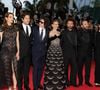 C’est en tant que productrice du film d’animation français Arco qu’elle est venue
Jamil Shamasdin, Alma Jodorowsky (enceinte), Félix de Givry, Ugo Bienvenu, Natalie Portman, William Lebghil, Vincent Macaigne, Sophie Mas - Montée des marches du film « Eddington » lors du 78ème Festival International du Film de Cannes, au Palais des Festivals à Cannes. Le 16 mai 2025
© Olivier Borde / Bestimage