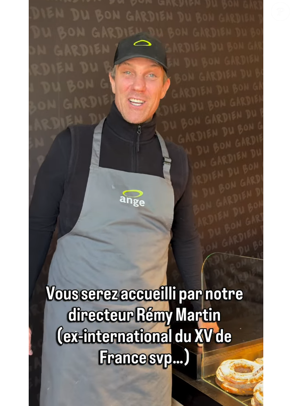 Le colosse d'1m95 a en effet ouvert sa propre boulangerie dans le Sud de la France. 

Remy Martin, ancien rugbyman sur Instagram