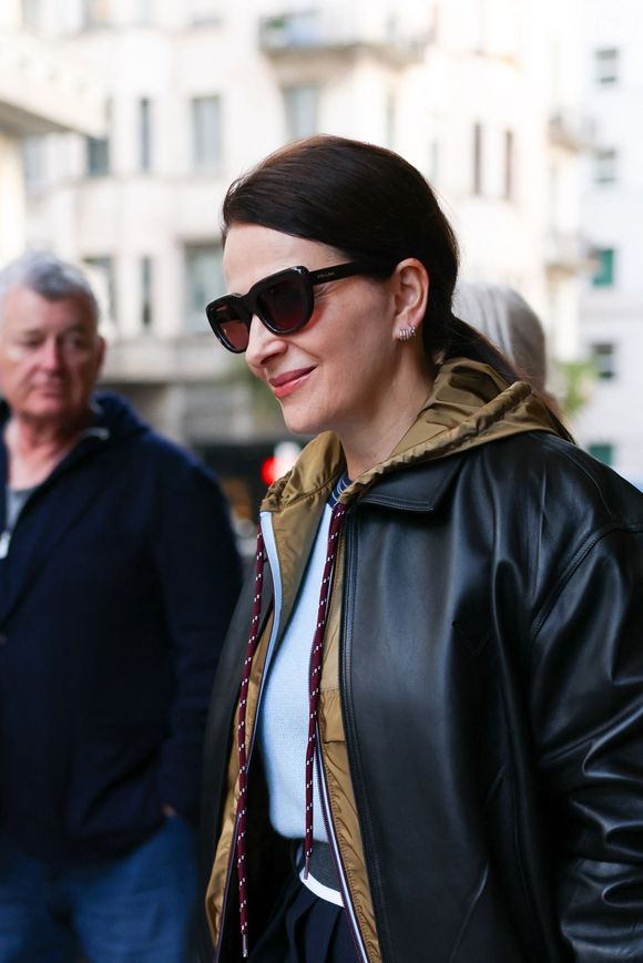 Le 15e est l'arrondissement le plus vaste et le plus peuplé de Paris.
Milan, ITALIE Juliette Binoche a fait une apparition élégante à Milan. L'actrice acclamée portait un sac Prada et des lunettes de soleil lors de sa sortie en ville. Backgrid USA / Bestimage