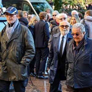 Thierry Lhermitte, Gérard Jugnot, Christian Clavier - Sortie des Obsèques de Michel Blanc en l'église Saint-Eustache à Paris, le 10 octobre 2024. 
© Moreau / Jacovides / Bestimage