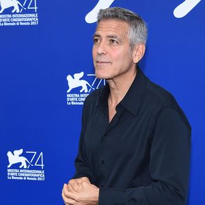Cette entrée confirme les liens de plus en plus étroits de George Clooney avec la France.

George Clooney au photocall de "Suburbicon" lors du 74ème Festival International du Film de Venise (Mostra), le 2 septembre 2017.
SGP / BESTIMAGE