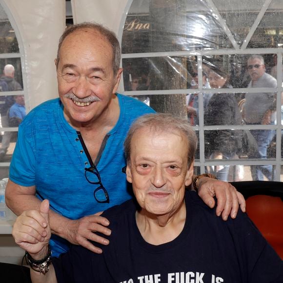 Guy Carlier et Jean Sarrus -  31ème Salon du livre de Cosne-sur-Loire le 26 mai 2019. © Cédric Perrin / Bestimage