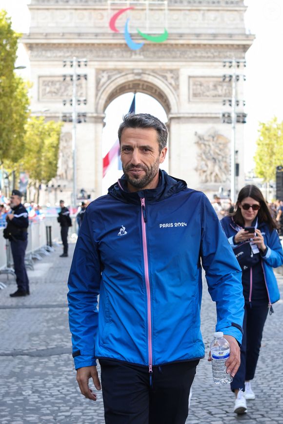 Tony Estanguet - Parade des champions, avec les médaillés olympiques, à l'occasion des Jeux Olympiques et Paralympiques Paris 2024, sur l'avenue des Champs-Elysées à Paris. Le 14 juillet 2024
© Stéphane Lemouton / Bestimage