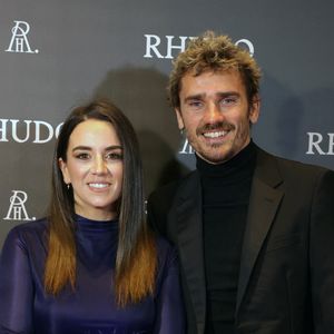 Comment se sont rencontrés Antoine Griezmann et sa femme

Naissance - Antoine Griezmann annonce la naissance de son quatrième enfant, une petite fille prénommé Shai - Antoine Griezmann et sa femme Erika Choperena - Le joueur A.Griezmann et son ami M.Llorente se lancent dans l'aventure de la restauration et ouvrent le Rhudo à Madrid. Europa Press / Bestimage