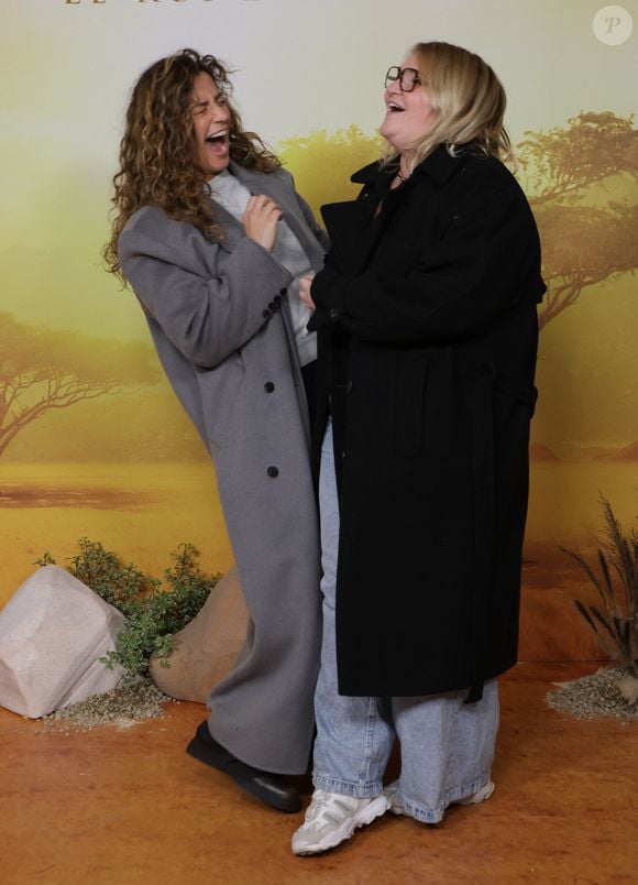 Manon Azem et Lola Dubini - Première du film Disney "Mufasa, Le Roi lion" au cinéma Pathé Palace à Paris le 12 décembre 2024. © Coadic Guirec/Bestimage