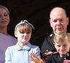 Accompagnés de leurs enfants, Jacques et Gabriella (10 ans), le couple se rendra sur les terres normandes et bretonnes

Le prince Albert II de Monaco, la princesse Charlene, le prince héréditaire Jacques et la princesse Gabriella - La famille princière de Monaco au balcon du palais, à l'occasion de la Fête Nationale de Monaco, le 19 novembre 2024. 

© Claudia Albuquerque / Bestimage