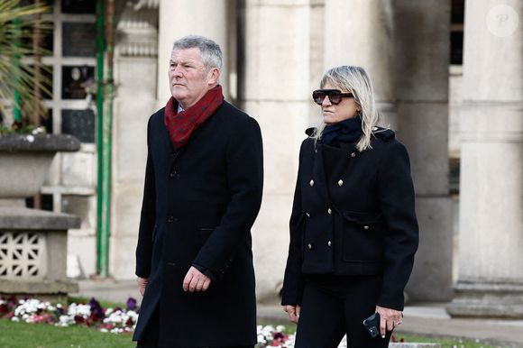Christine Bravo et son compagnon Stéphane Bachot - Obsèques d'Isabelle Mergault à la Coupole du Père-Lachaise à Paris le 30 mars 2026. © Cyril Moreau - Dominique Jacovides / Bestimage