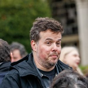 Semi-exclusif - Nicolas Demorand - Obsèques de Sébastien Demorand à la Coupole du crématorium du cimetière du Père-Lachaise à Paris, France, le 31 janvier 2020. AGENCE / BESTIMAGE