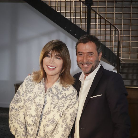 Exclusif - Isabelle Morizet et Bernard Montiel - Isabelle Morizet sur le plateau de l'émission "Animaux Stars", présentée par B.Montiel et diffusée le 1er Novembre 2025 sur la chaîne Animaux TV, à Paris le 17 septembre 2025.
© Jack Tribeca / Bestimage