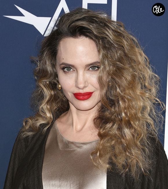 Angelina Jolie  au AFI Fest pour la première de Maria au TCL Chinese Theatre à Hollywood, Californie, ajoutant une touche de glamour à cet événement cinématographique prestigieux. Le 26 octobre 2024 Backgrid USA / Bestimage
