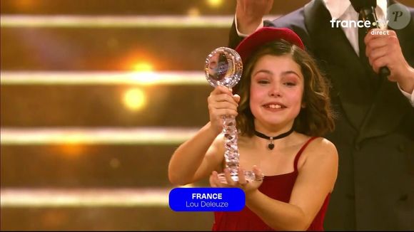 La finale de l'Eurovision Junior 2025 était diffusée ce samedi 13 décembre 2025 sur France 4. Lou Deleuze, qui représentait la France, s'est imposée.

Capture d'écran France 4