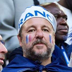 Bruno Guillon - Célébrités dans les tribunes du match du groupe D de l'Euro 2024 entre l'équipe de France face à l'Autriche (1-0) à Dusseldorf en Allemagne le 17 juin 2024. © Cyril Moreau/Bestimage