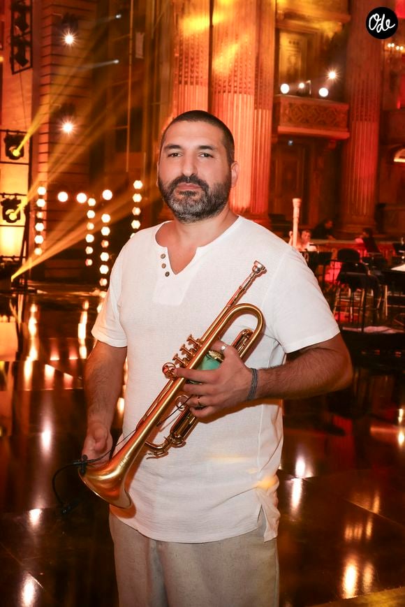 Ibrahim Maalouf partagera notamment la scène avec son épouse, Hiba Tawaji.

Exclusif - Ibrahim Maalouf lors de l'enregistrement de l'émission "Le Grand Echiquier - Méditerrannée" présentée par A.Manoukian et C.Chazal et diffusée le 2 juillet 2026 sur France 2, à Versailles, France, le 1er juillet 2025. © Jack Tribeca/Bestimage