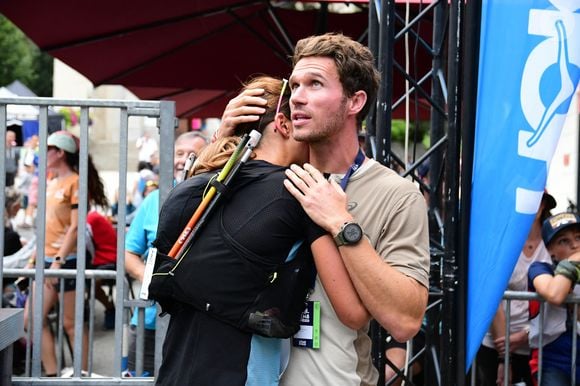 Exclusif - Marine Lorphelin (Miss France 2013) participe et finit la course MCC, 40 kms et 2300m de dénivelé positif, en marge de l'Ultra Trail du Mont Blanc (UTMB) à Chamonix le 26 août 2024.
Son compagnon Stanislas Gruau l'a soutenu sur tout le parcours

© Romain Doucelin / Bestimage