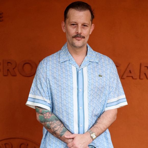 Nicolas Duvauchelle au village lors des Internationaux de France de Tennis de Roland Garros 2025, à Paris, France, le 6 juin 2025. © Jacovides-Moreau/Bestimage