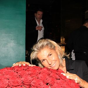 Exclusif - Caroline Margeridon - Caroline Margeridon fête son 56ème anniversaire au restaurant "Manko" à Paris le 29 septembre 2022. © Philippe Baldini/Bestimage