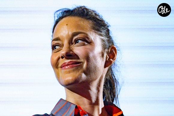 Marion Cotillard a confié au magazine "ELLE" que c’est Marcel lui-même qui avait demandé à jouer dans Karma.

Marion Cotillard lors de la présentation du film "Karma" de G. Canet au Pathé Bellecour lors de la 18ème édition du festival Lumières à Lyon le 14 octobre 2026. © Sandrine Thesillat / PsnewZ / Bestimage