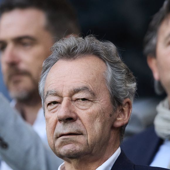 Michel Denisot - Célébrités dans les tribunes du match de Ligue 1 Uber Eats "PSG-Toulouse" (1-3) au Parc des Princes à Paris le 12 mai 2024. © Cyril Moreau/Bestimage